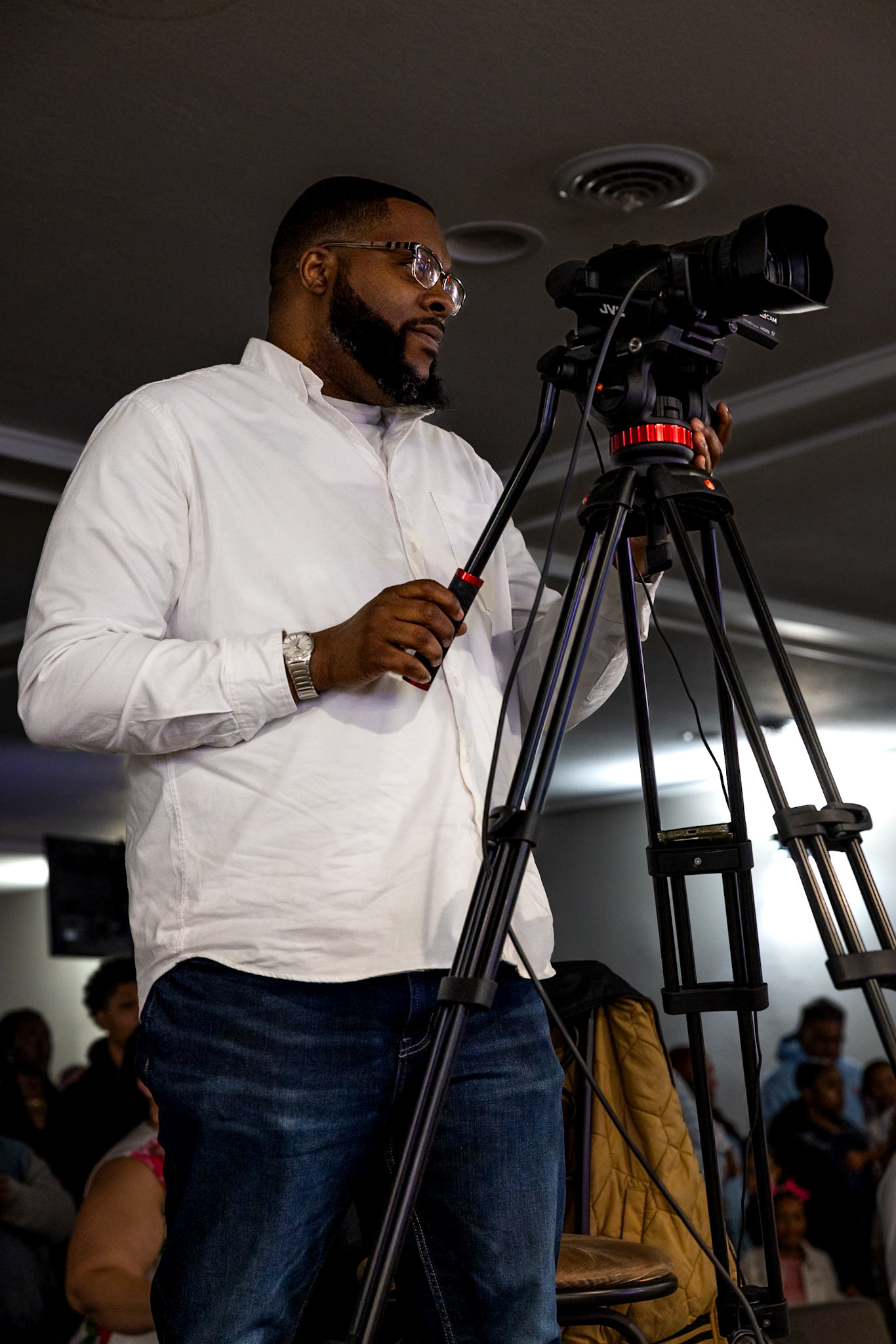 Word of Life Church volunteers serving together