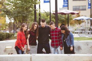 Small Group Bible Study Prayer Time (7)