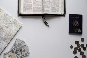 Flatlay Bible Money Finaces Giving Give (11)
